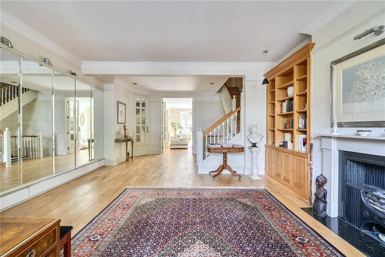 Bedford Gardens, London, W8, photo 12