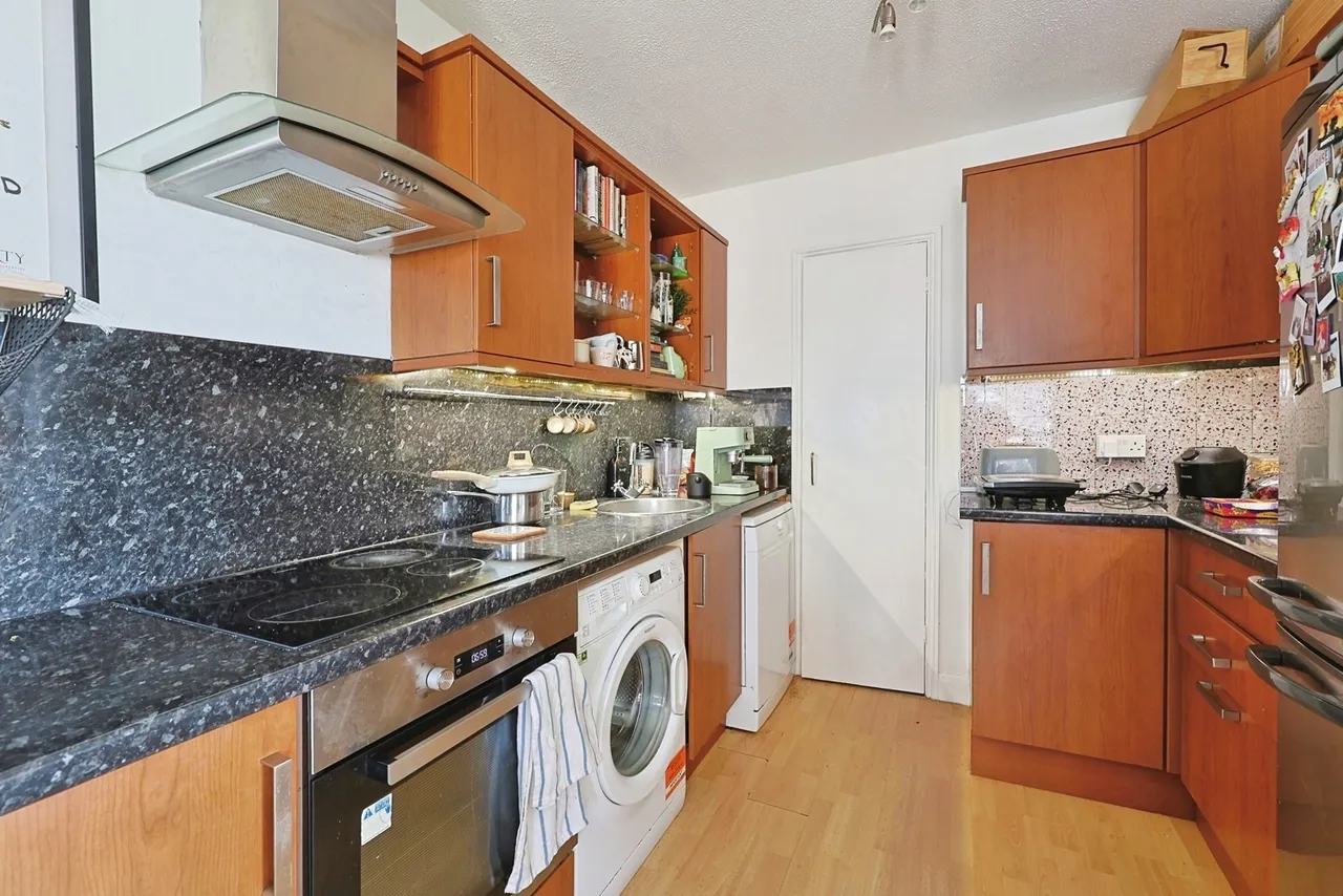 Bramlands Close, London, SW11, photo 4