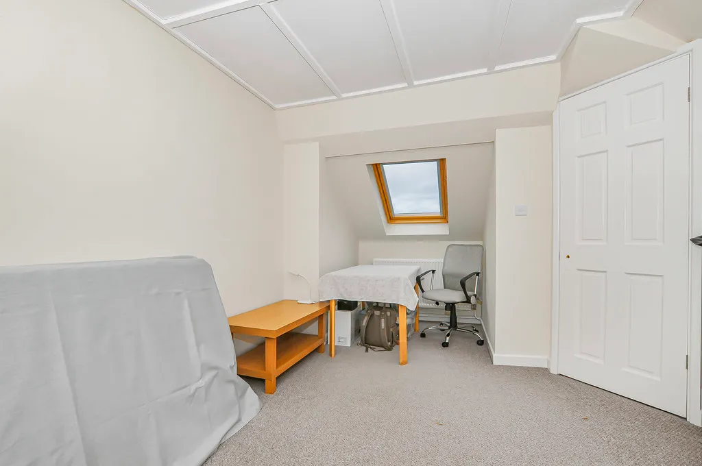 Newtown Road, Denham, UB9, photo 11