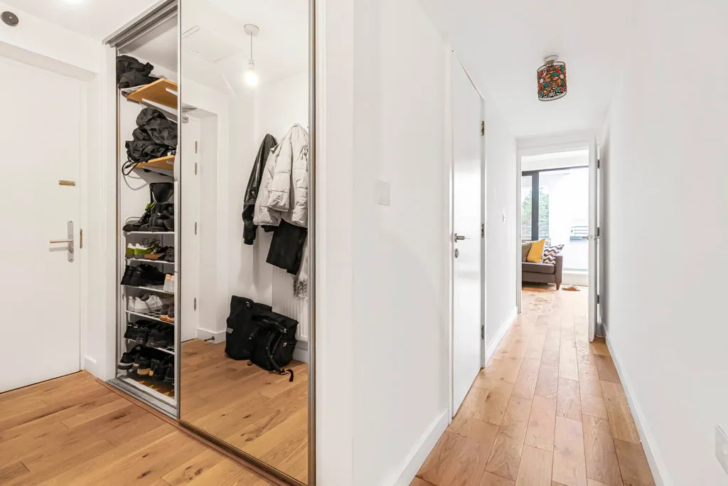 Gillett Place, London, N16, photo 19