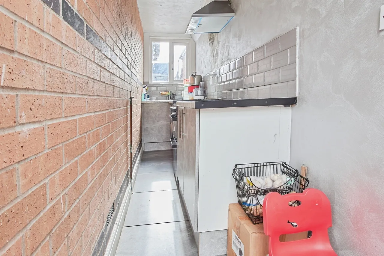 Devonshire Drive, West Bromwich, B71, photo 19