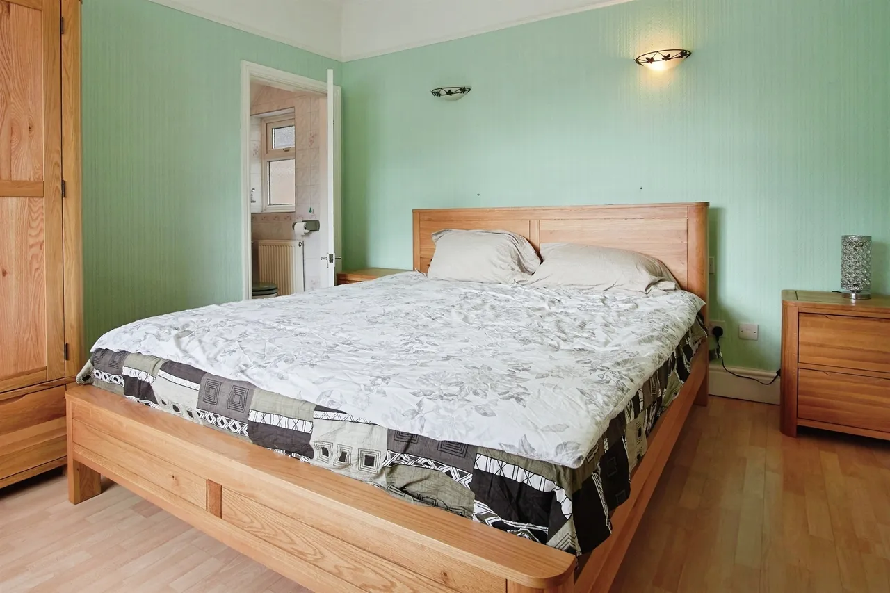 Devonshire Drive, West Bromwich, B71, photo 8