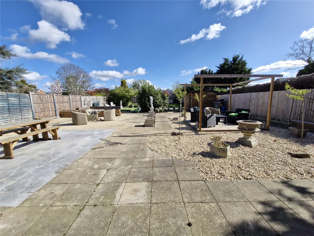 Coleford Bridge Road, Mytchett, Camberley, Surrey, GU16 6DZ, photo 20
