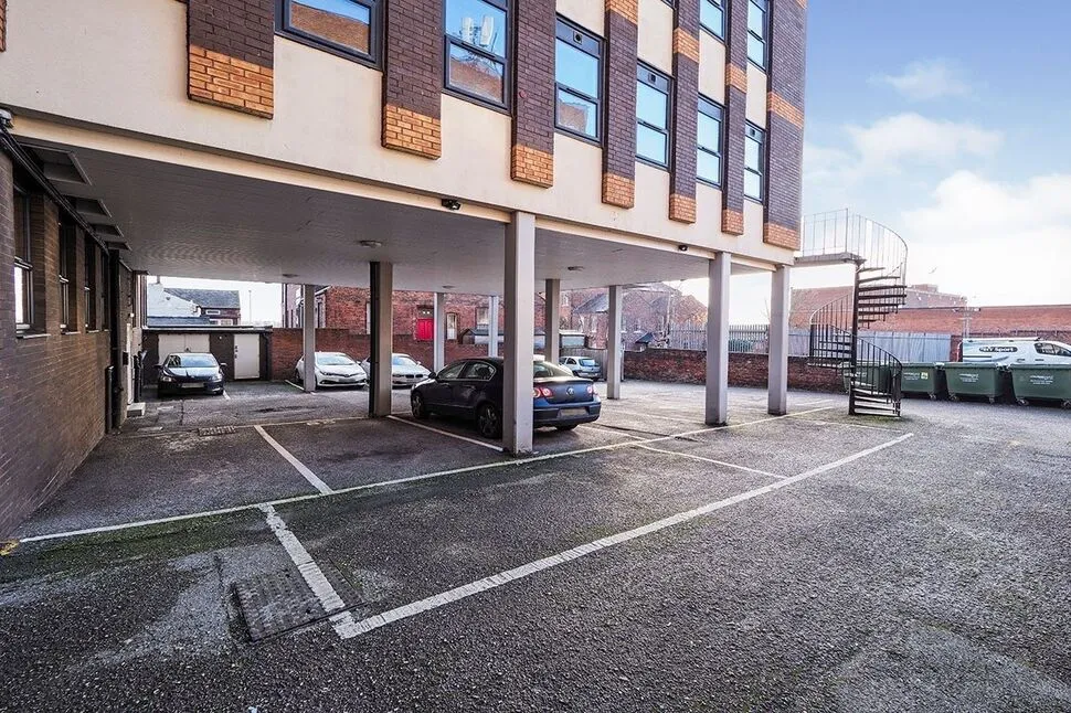 Market Street, Wakefield, WF1, photo 4