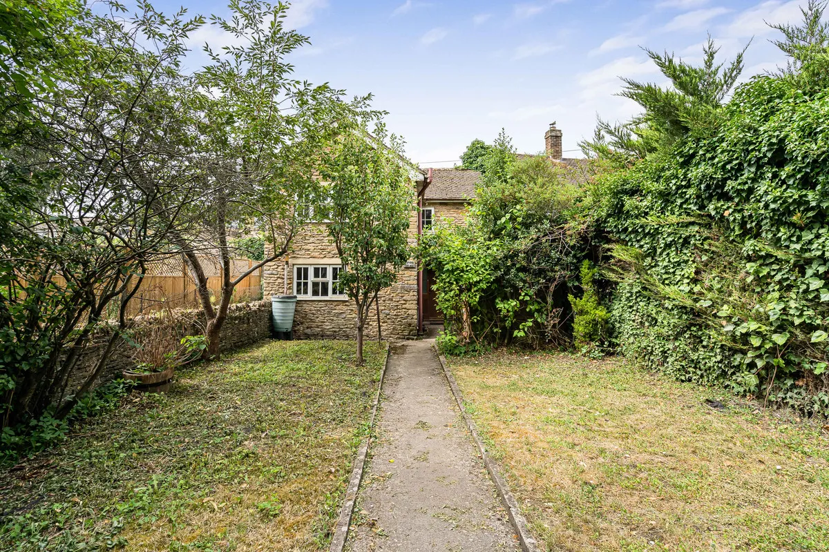 The Green, Bletchingdon, photo 21