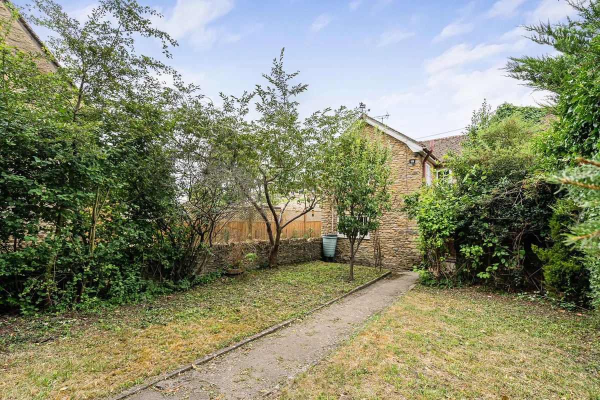 The Green, Bletchingdon, photo 10