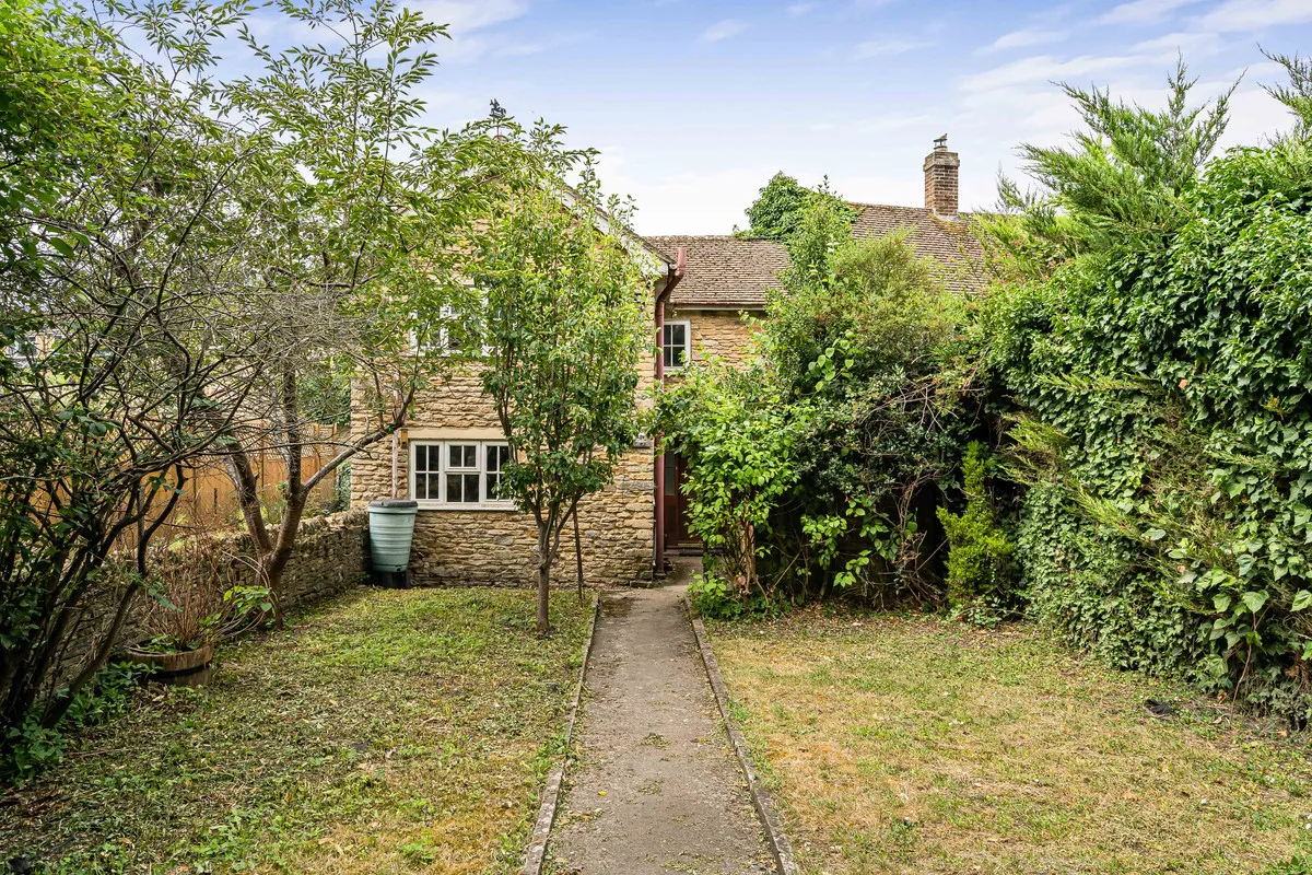 The Green, Bletchingdon, photo 22