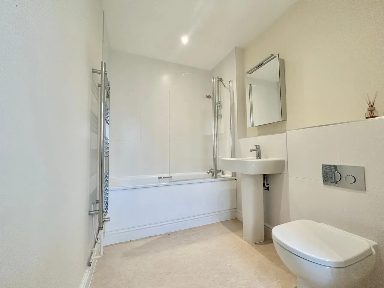 Oxford Road, Sutton Scotney, SO21, photo 7
