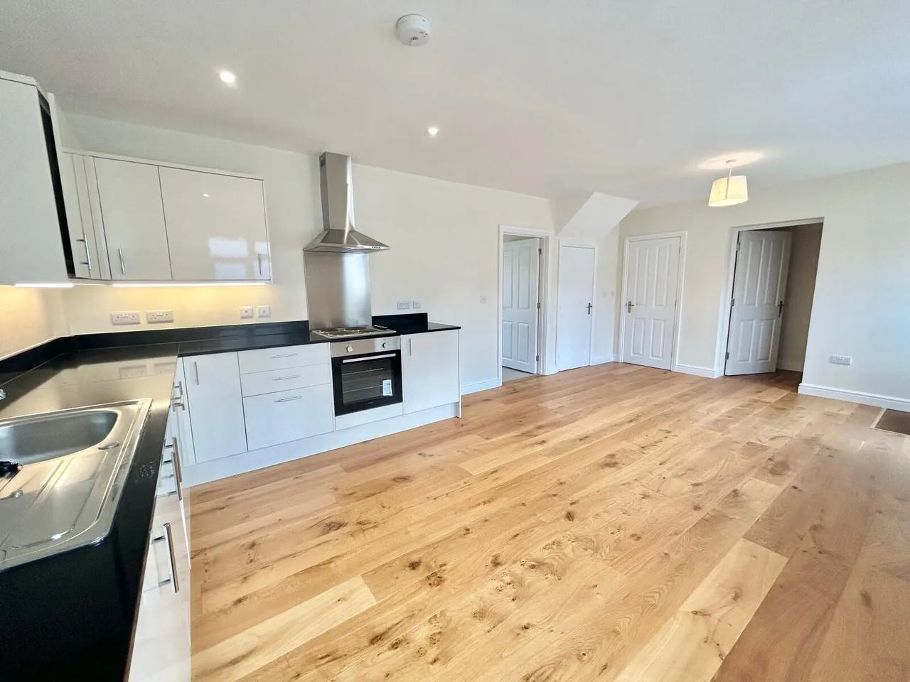 Oxford Road, Sutton Scotney, SO21, photo 2