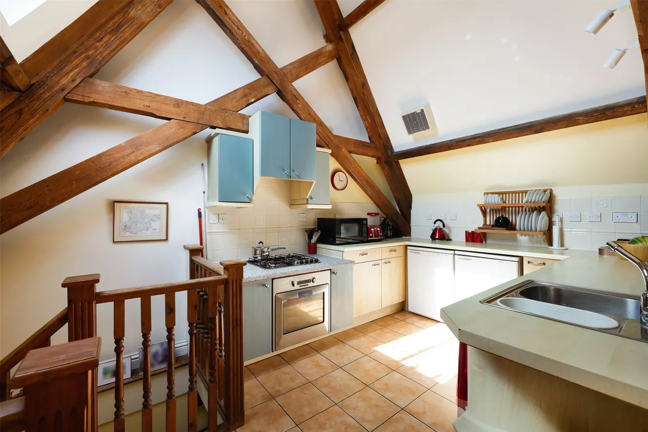 Warrenne Way, Reigate, RH2, photo 5