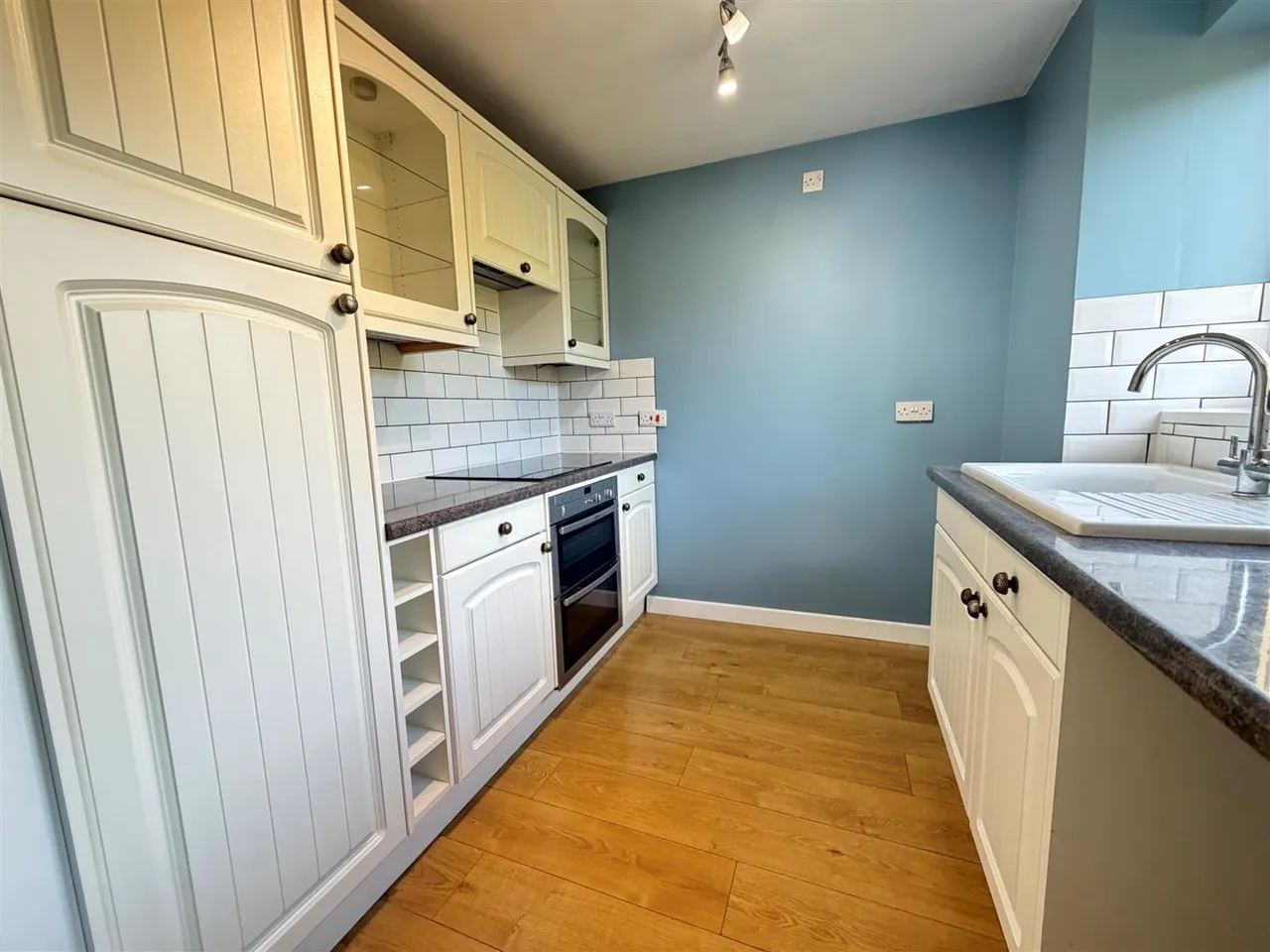 Honeymead Lane, Sturminster Newton, photo 5