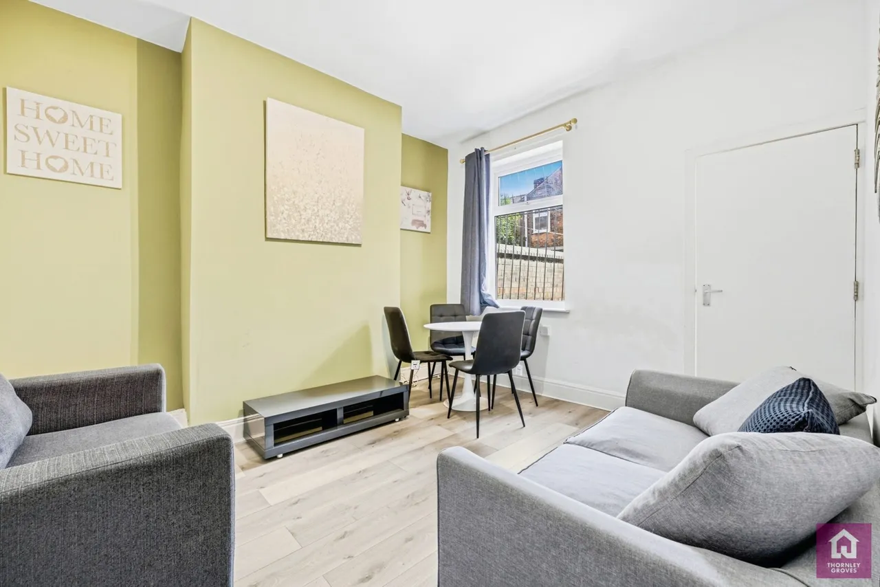4 bed house for sale, Norfolk Street, Salford, M6