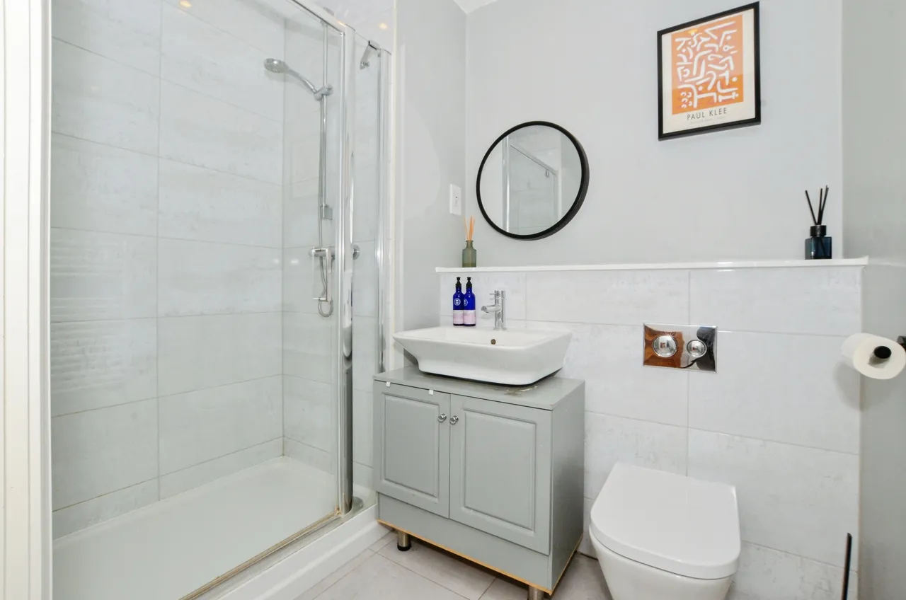 Roland Street, St. Albans, AL1, photo 16