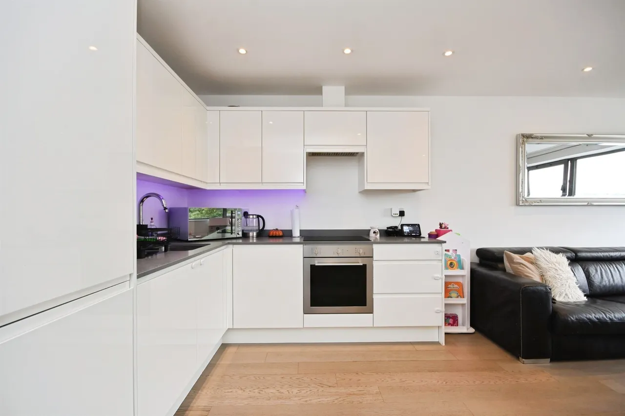 Hubert Road, BRENTWOOD, photo 4
