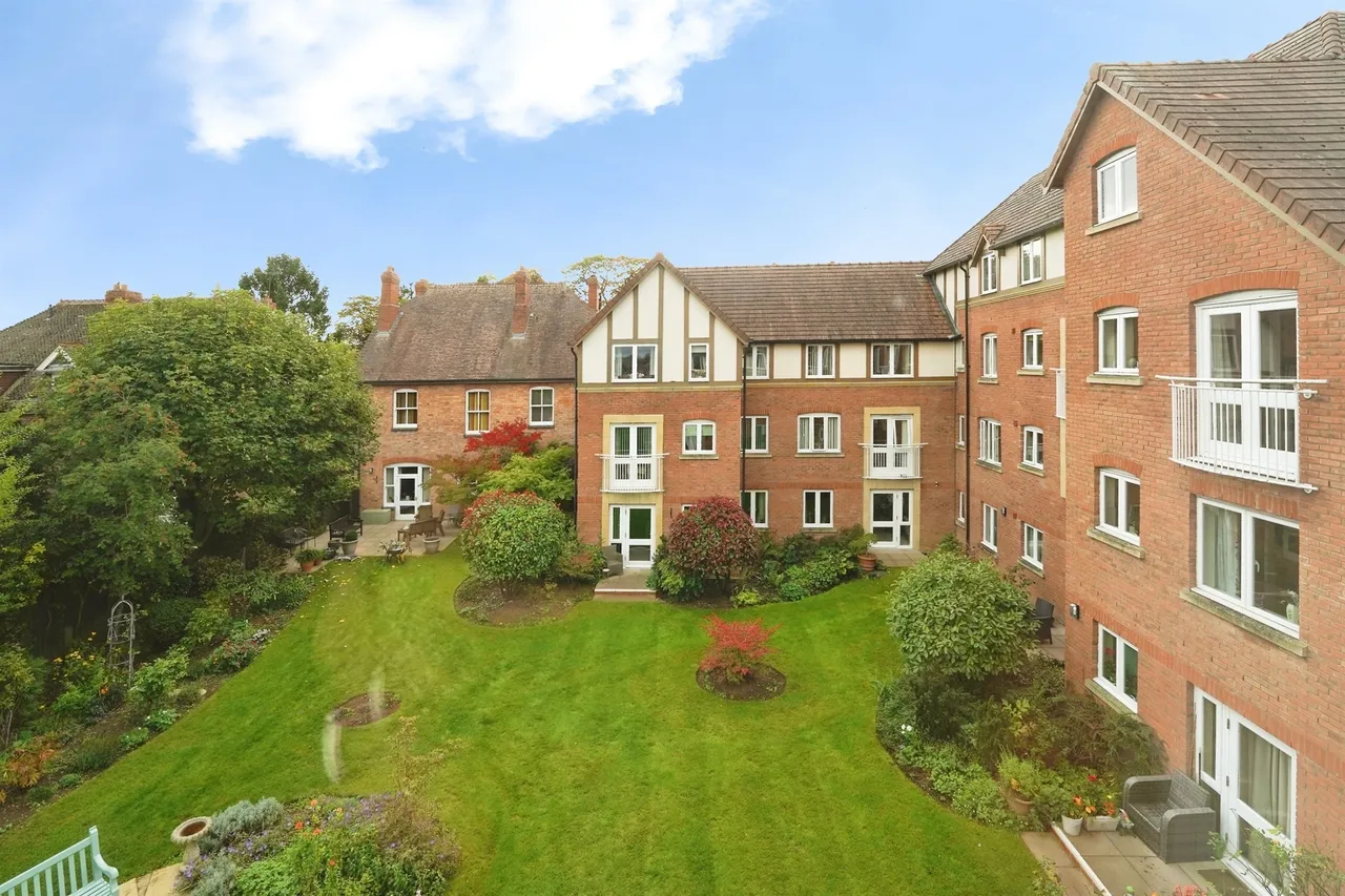 Worcester Road, Malvern, WR14, photo 3