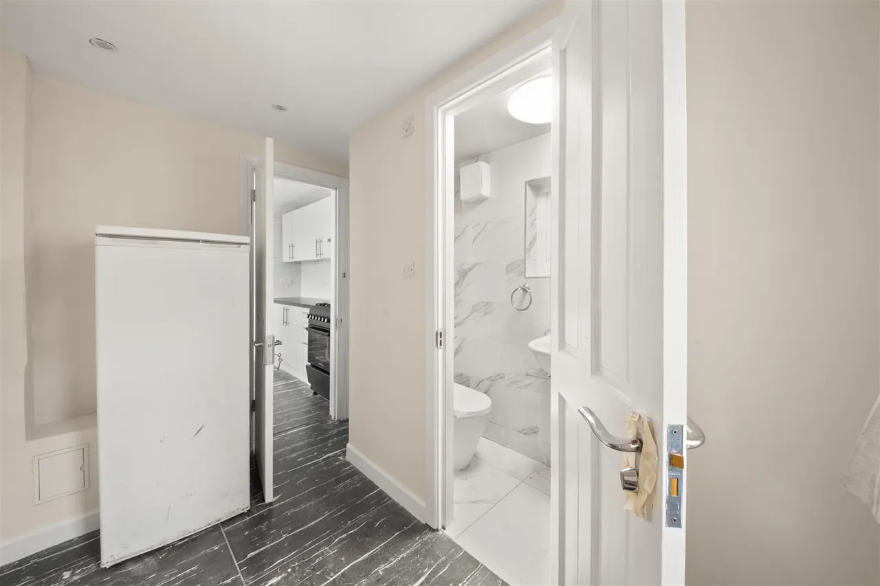 Cromwell Street, Hounslow, photo 9