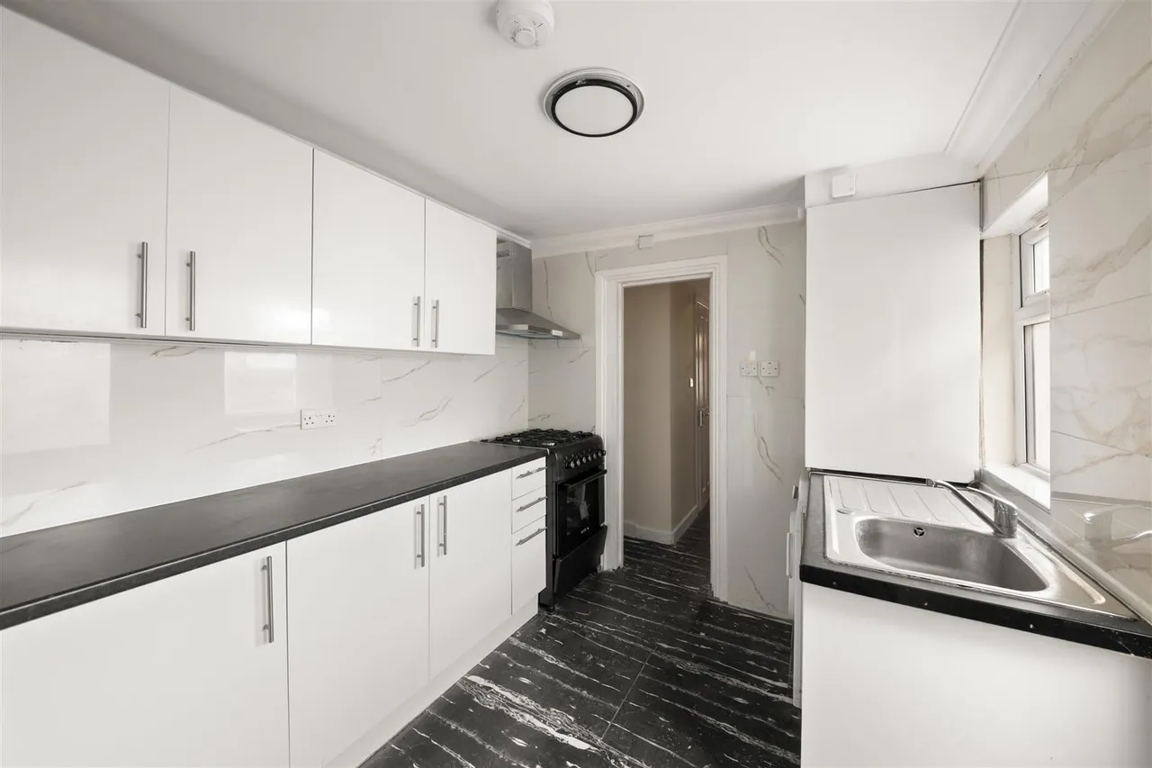 Cromwell Street, Hounslow, photo 4