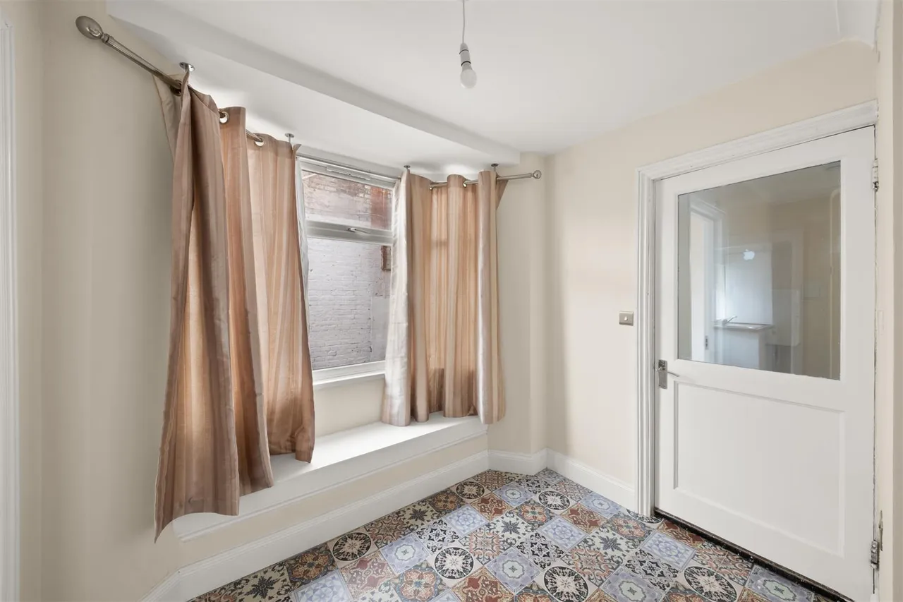 Cromwell Street, Hounslow, photo 7