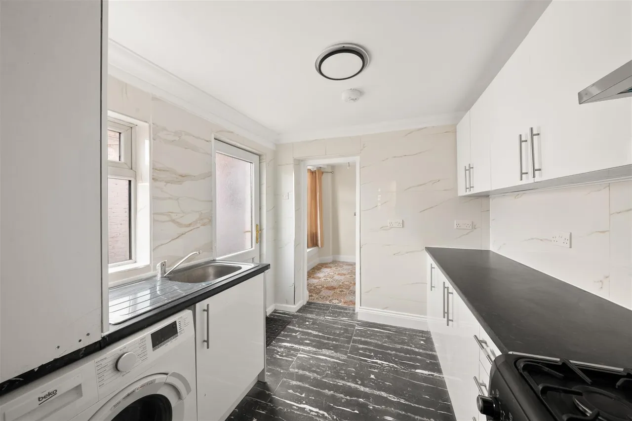 Cromwell Street, Hounslow, photo 5
