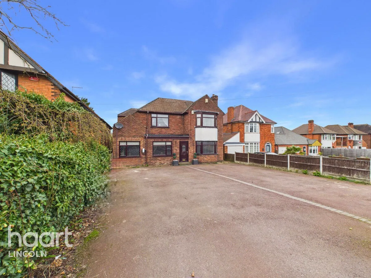 Bunkers Hill, Lincoln, LN2, photo 36