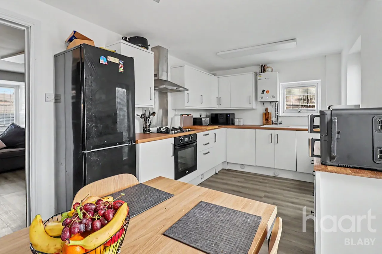 Barn Close, Wigston, LE18, photo 5