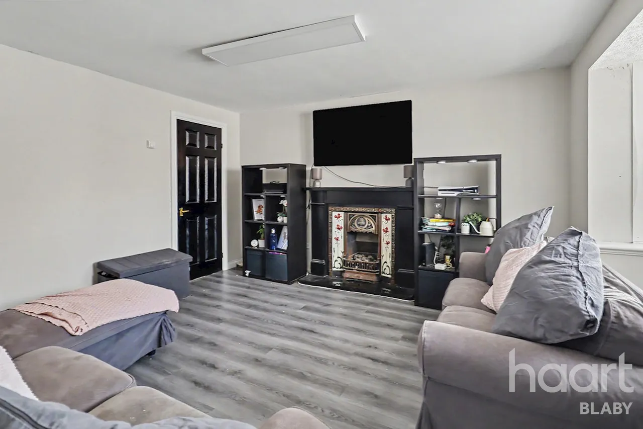 Barn Close, Wigston, LE18, photo 3
