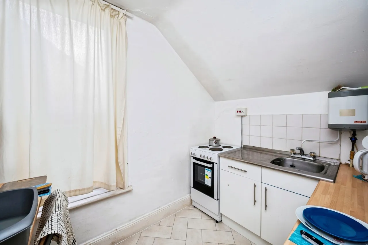 Bingham Road, Nottingham, Nottinghamshire, NG5, photo 11