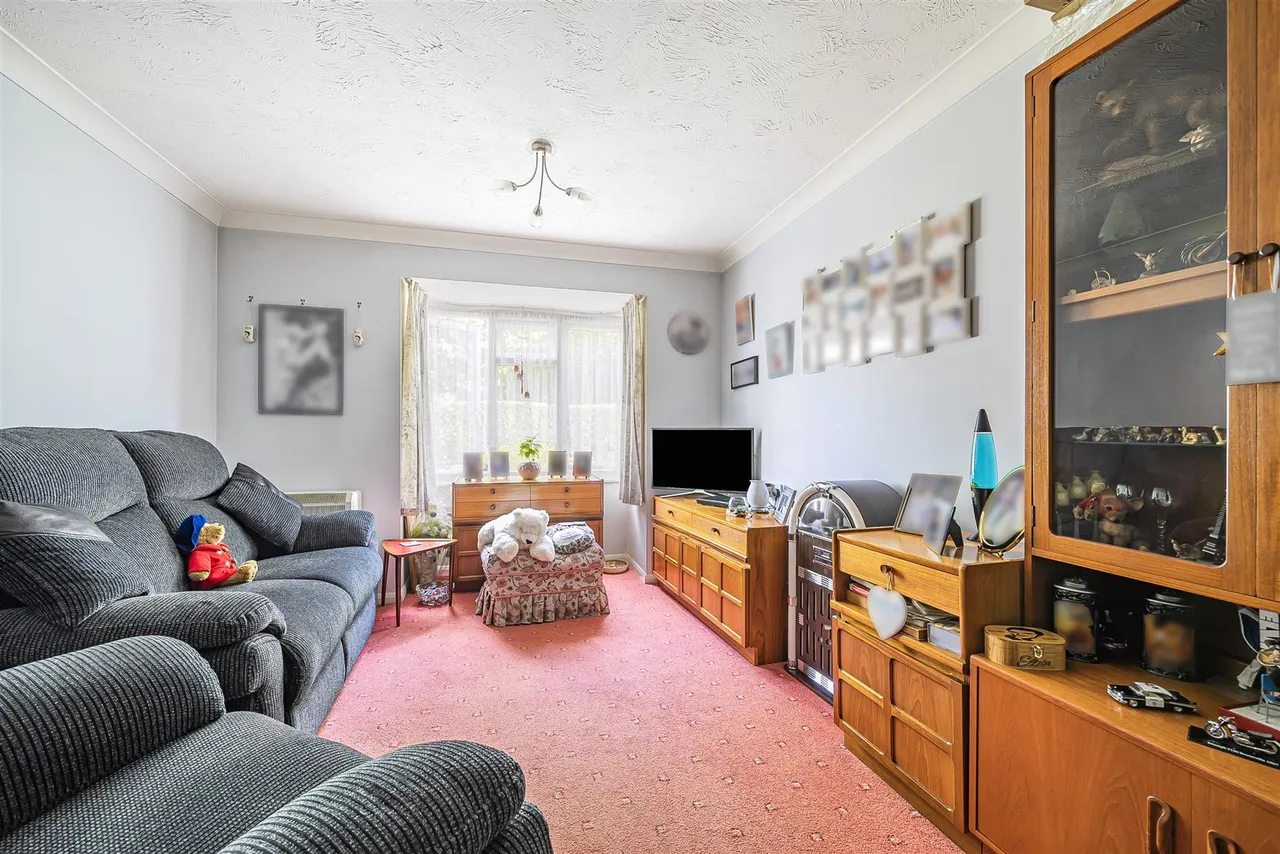Furzehill Road, Borehamwood, WD6, photo 7