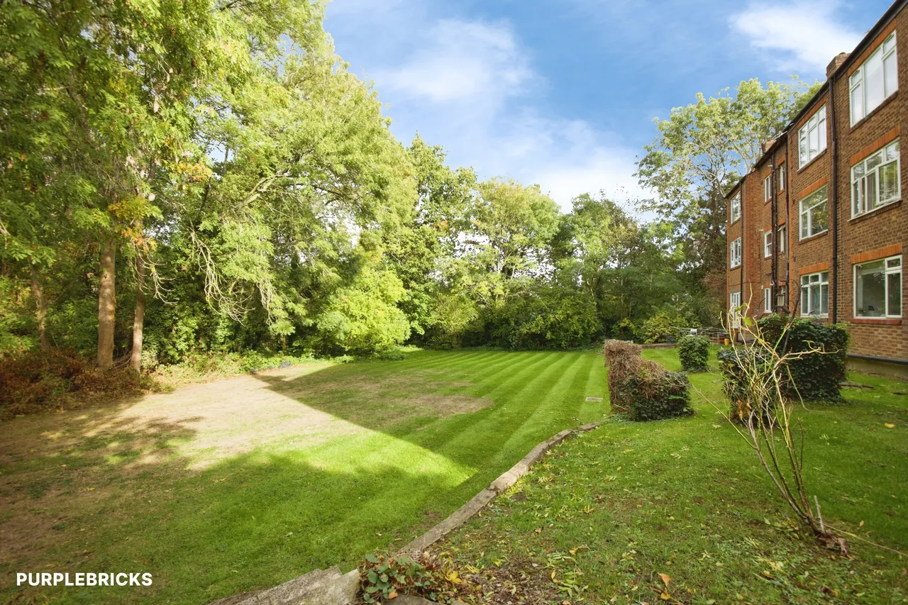 Finchley Park, London, N12, photo 10