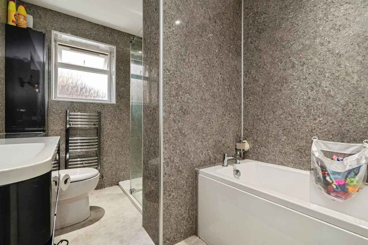 St. Andrews Road, Gorleston, Great Yarmouth, photo 11