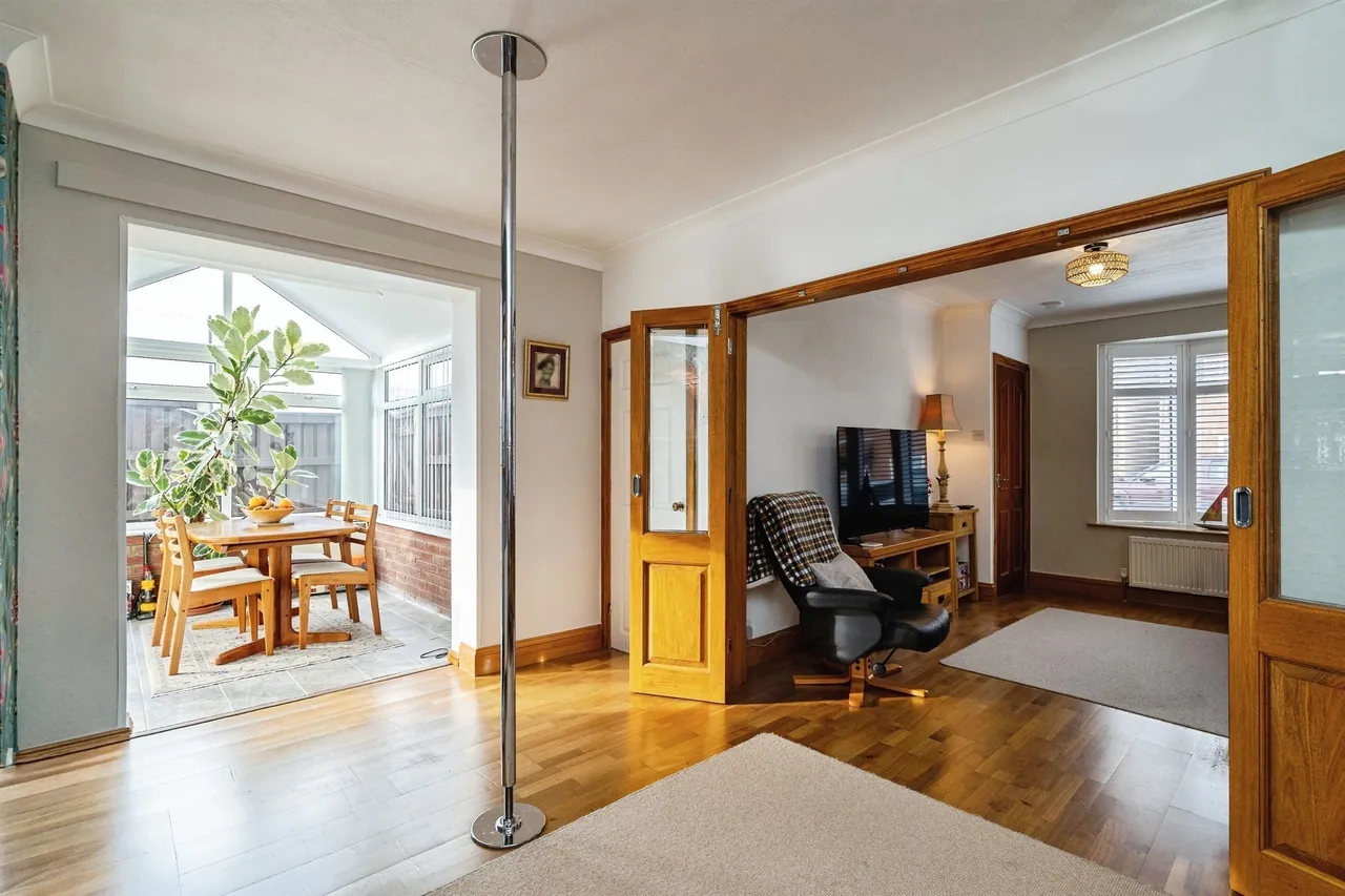 St. Andrews Road, Gorleston, Great Yarmouth, photo 5