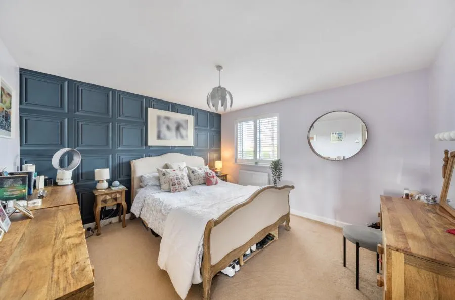 Dunstable Road, Caddington, LU1, photo 9