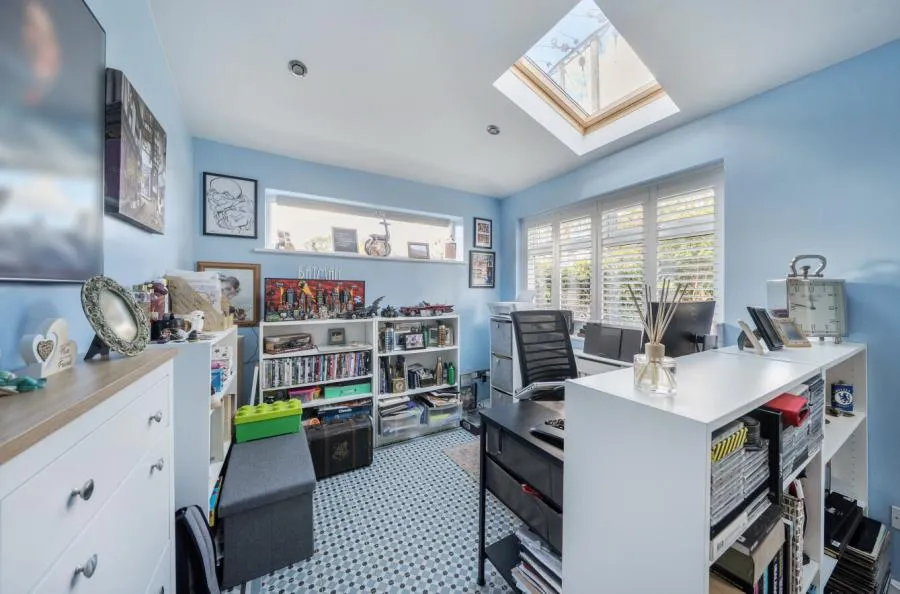 Dunstable Road, Caddington, LU1, photo 5
