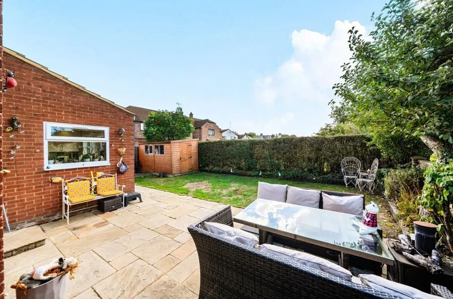 Dunstable Road, Caddington, LU1, photo 15