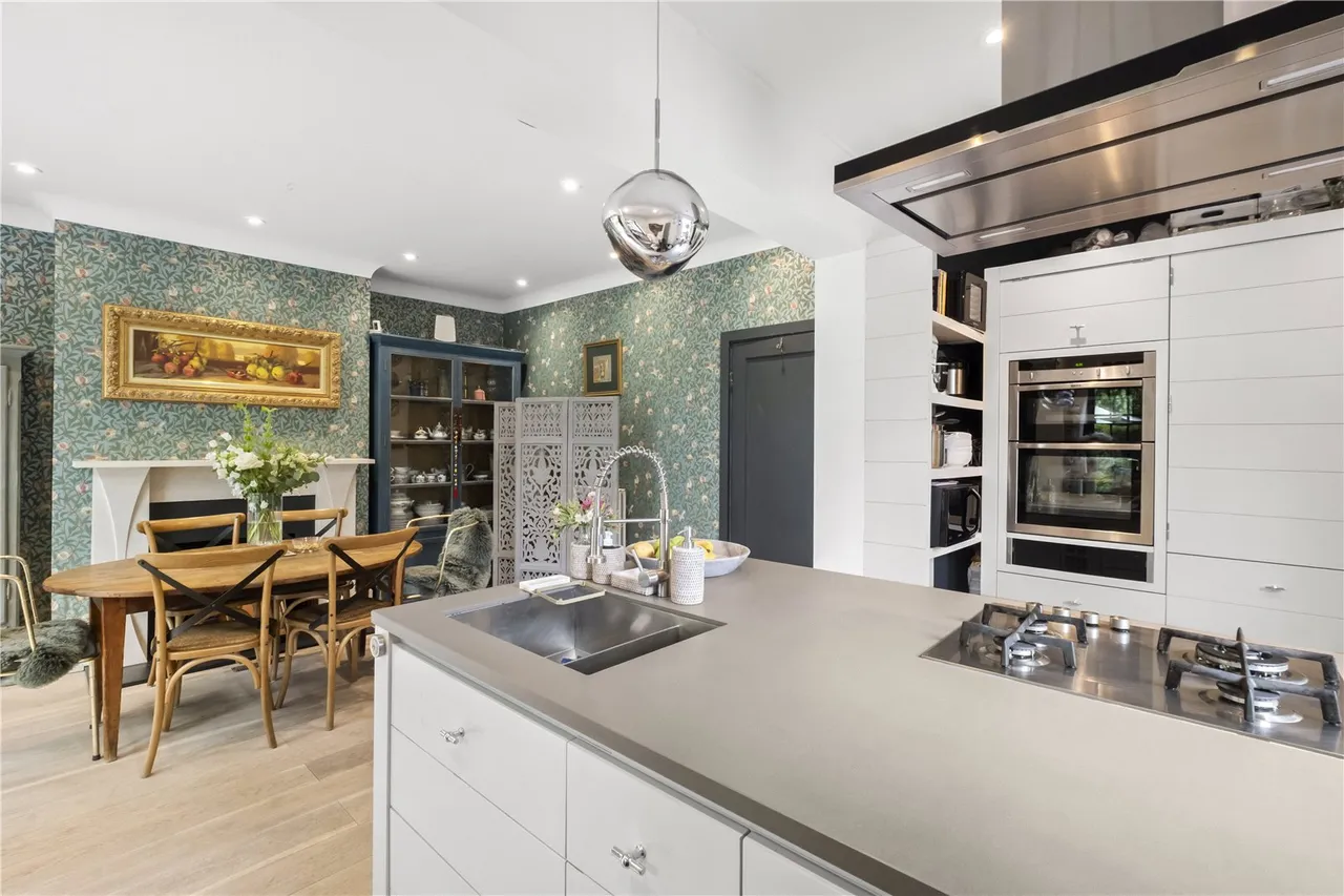 Atherton Road, London, SW13, photo 4