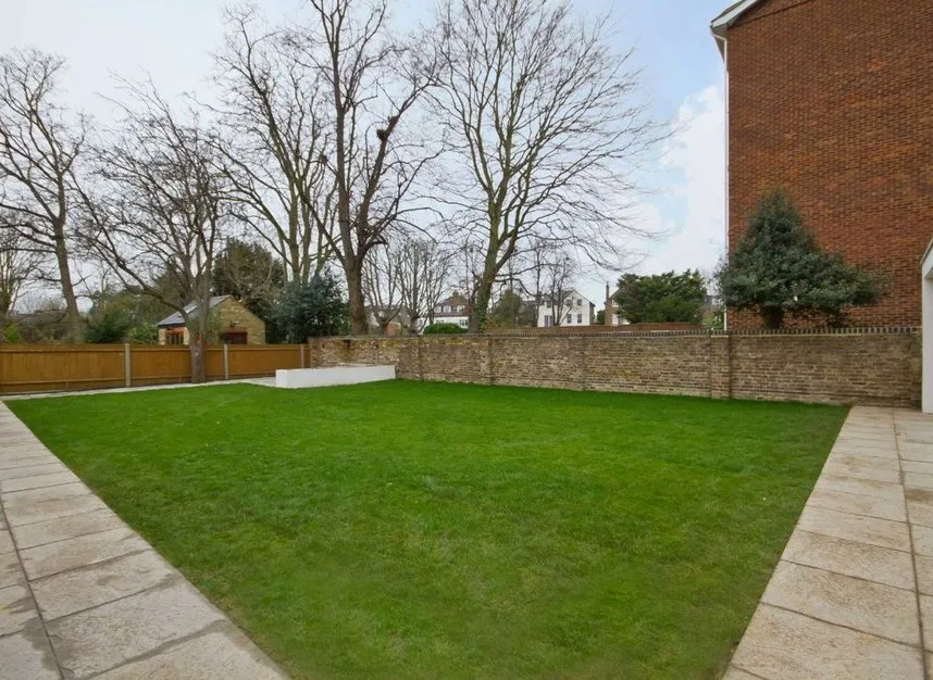Sutherland Road, Sutherland Road, W13, photo 6