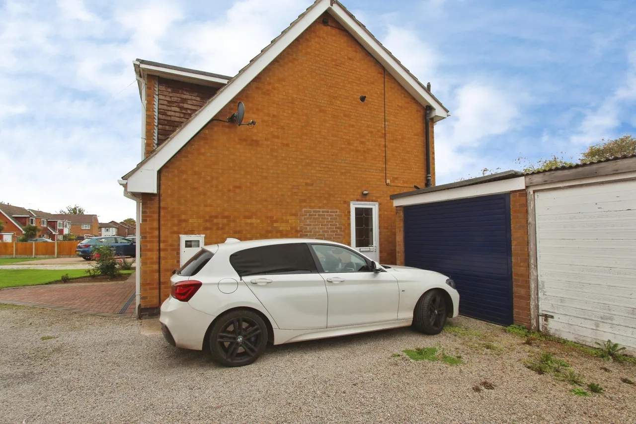Lynden Avenue, Long Eaton, NG10, photo 21