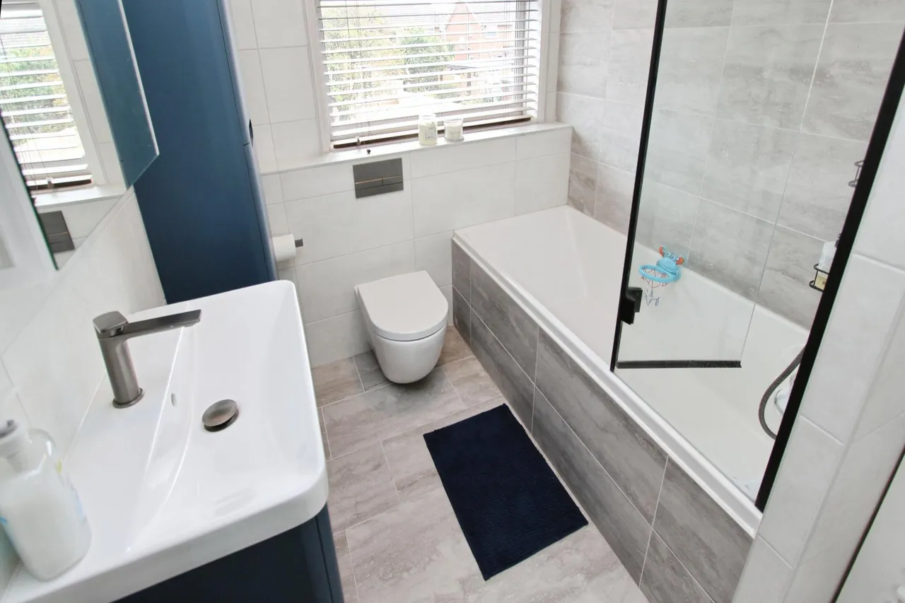 Lynden Avenue, Long Eaton, NG10, photo 13