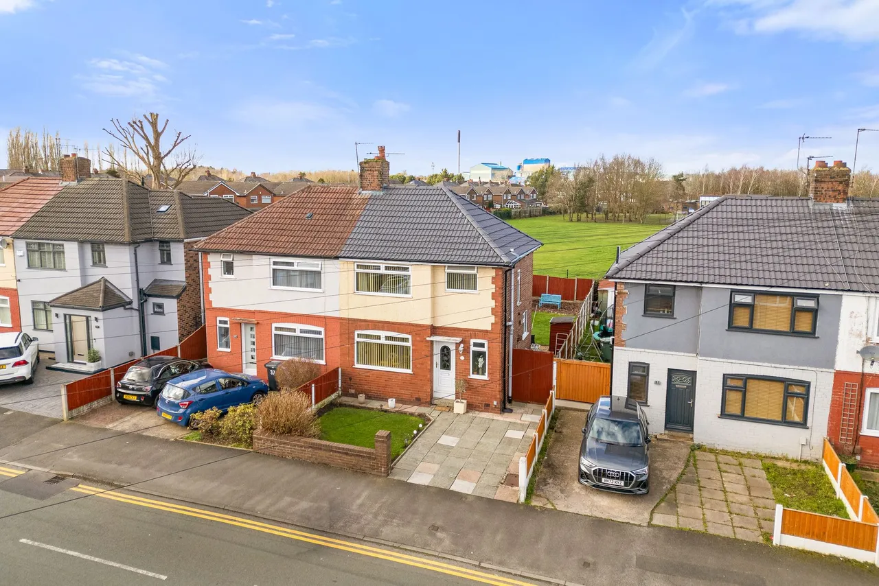 3 bed house for sale — Dykin Road, Widnes, Widnes, WA8 3HN