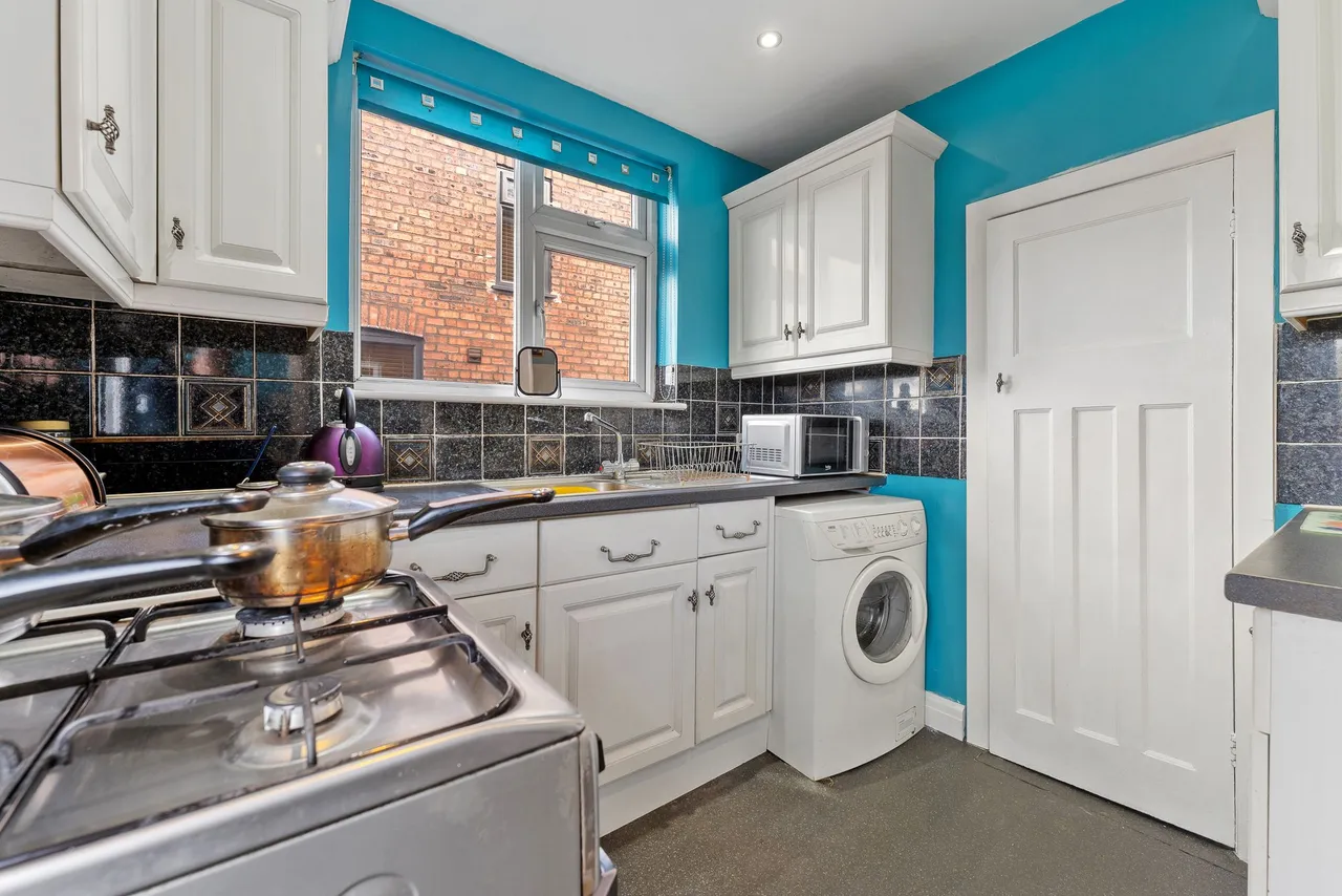 Dykin Road, Widnes, Widnes, WA8 3HN, photo 4