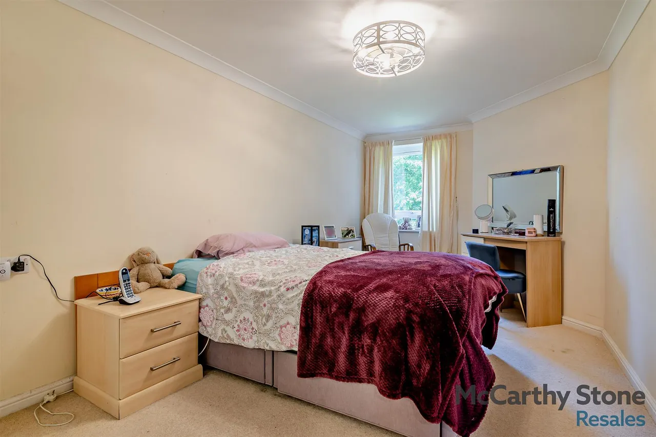 Station Road, Worle, BS22, photo 5