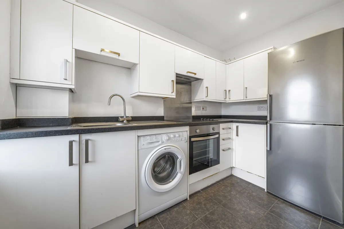 1 bed flat to rent, Greenwich South Street, London, SE10
