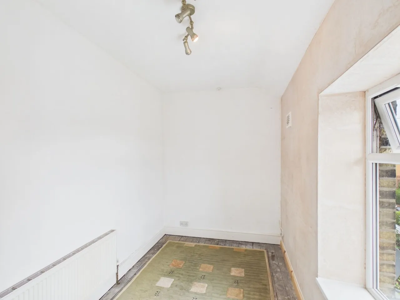 George Street, Hipperholme, HX3, photo 11