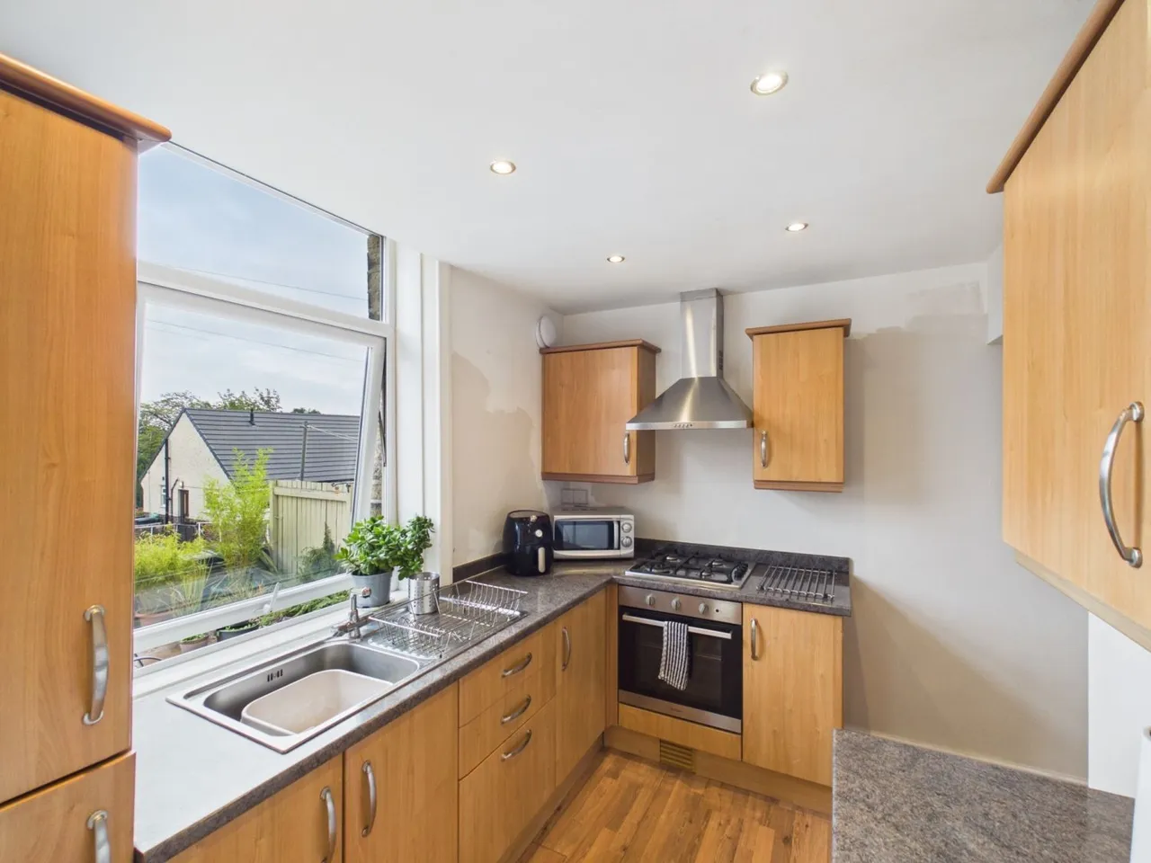 George Street, Hipperholme, HX3, photo 6