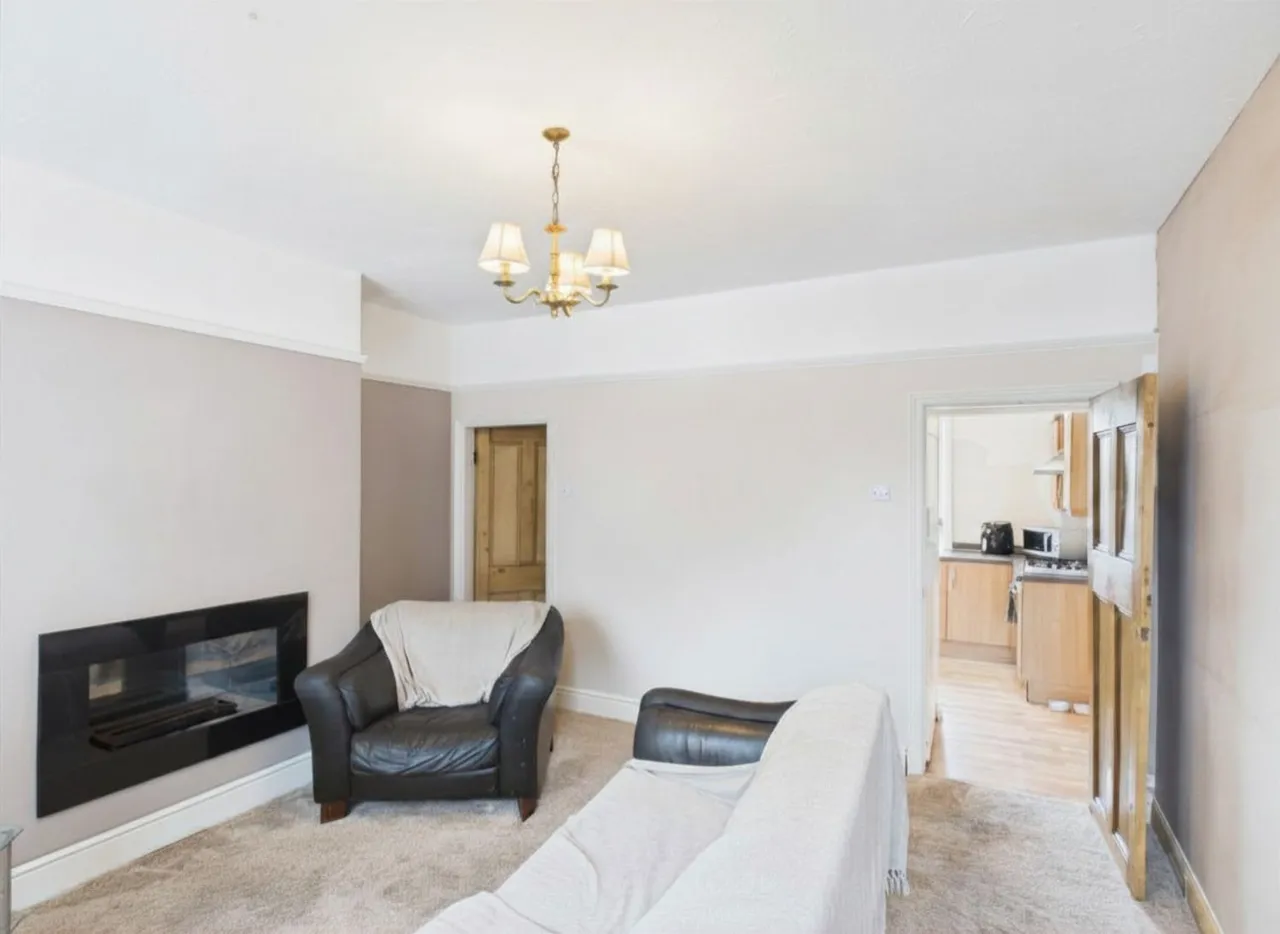 George Street, Hipperholme, HX3, photo 5