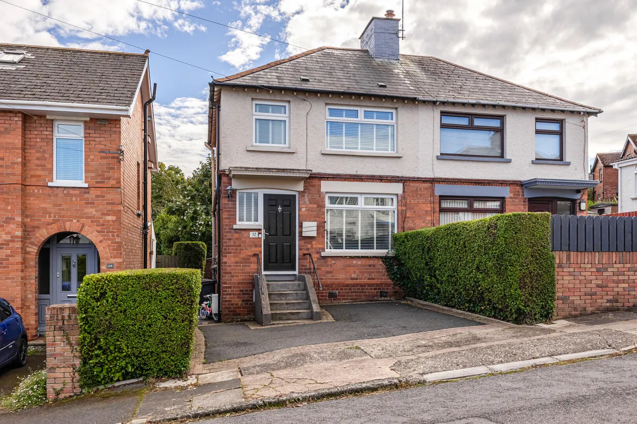 3 bed house to rent, Windsor Gardens, bangor, BT20
