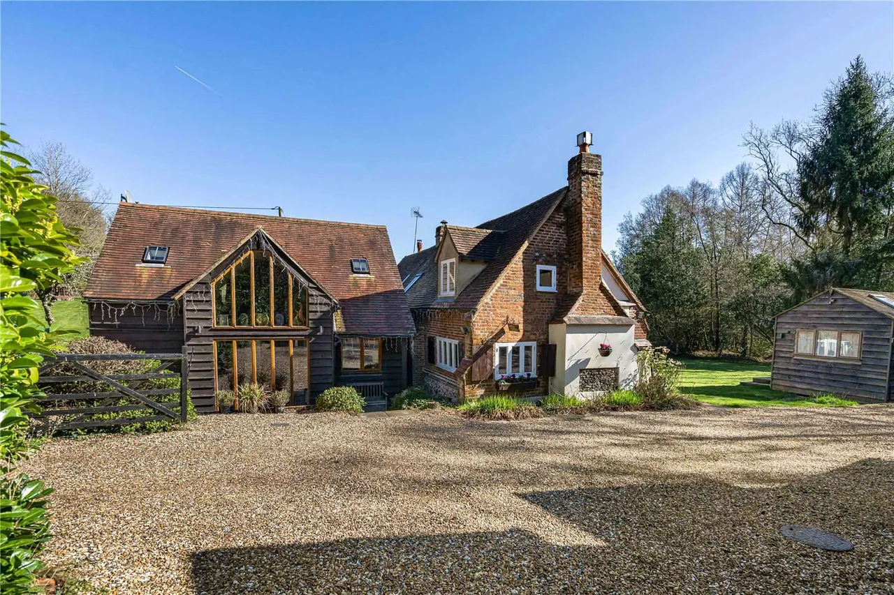 Moor Common, Lane End, HP14, photo 5