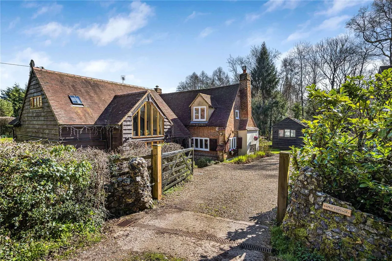 Moor Common, Lane End, HP14, photo 4