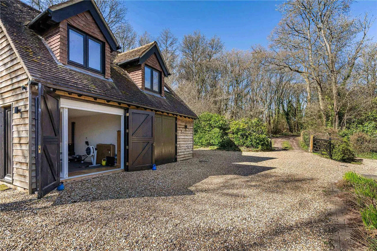 Moor Common, Lane End, HP14, photo 21