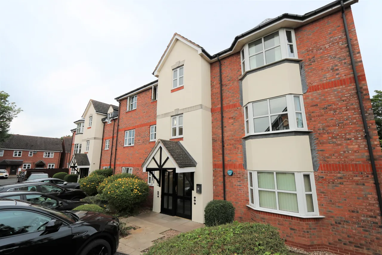 2 bed flat to rent — Birch End, All Saints Road, Warwick, CV34